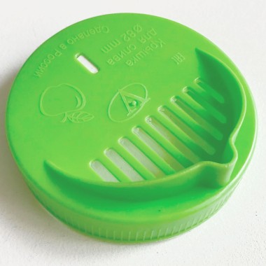Крышка пластиковая сливная ТО-82 зеленая — Городок мастеров